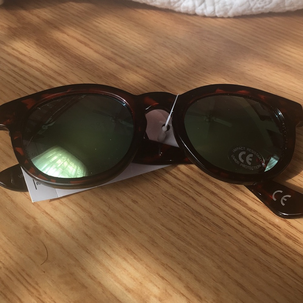 Brand new Vans sunglasses